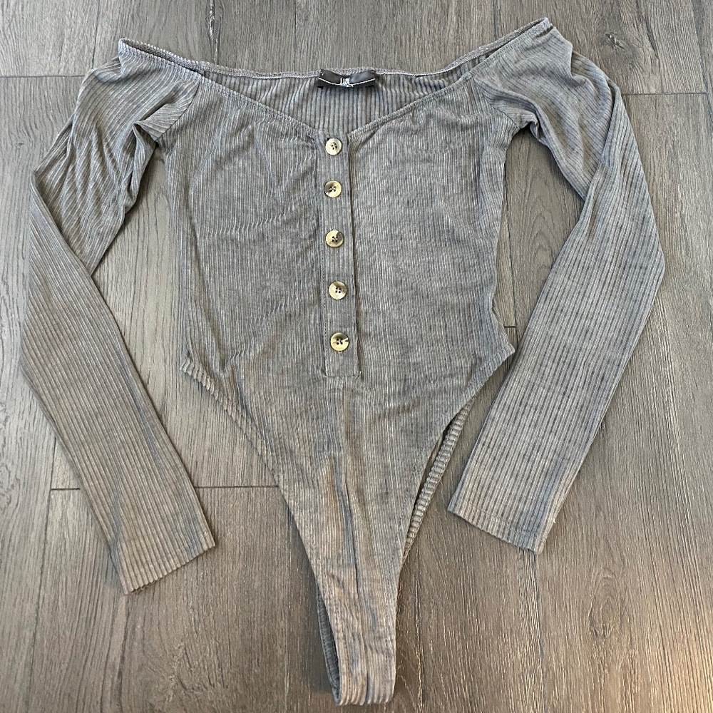 Gray Ribbed Long Sleeve Off The Shoulder Bodysuit